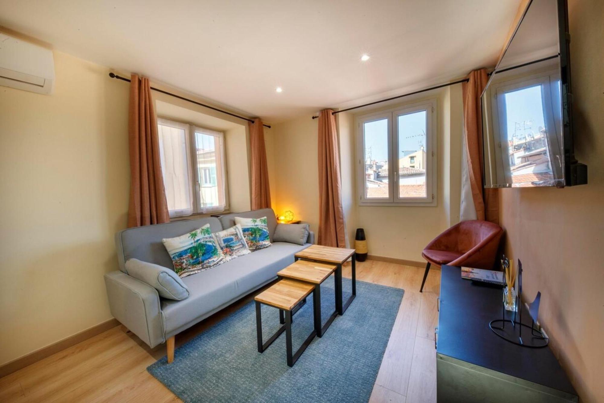 06A2 - Heart Of Old Nice Beautiful Renovated Apartment Exteriör bild